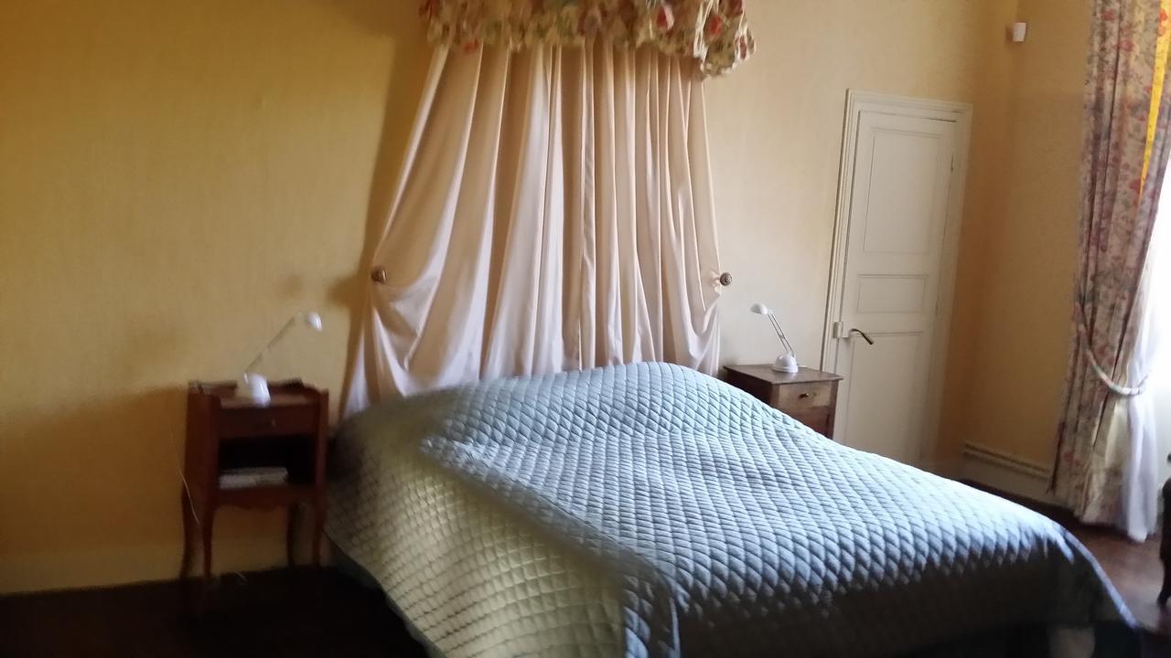 Chateau Manoir De La Leche Touvre Kamer foto