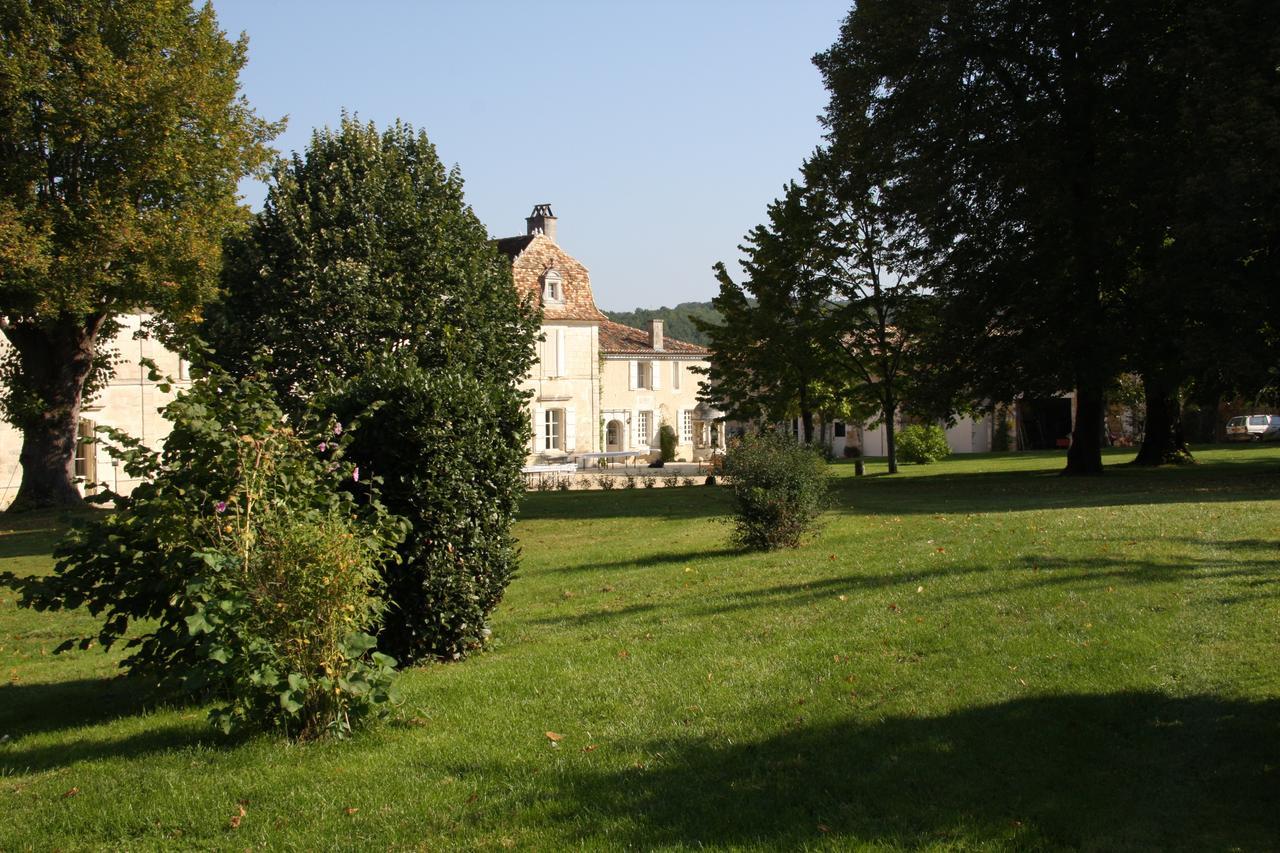 Chateau Manoir De La Leche Touvre Buitenkant foto