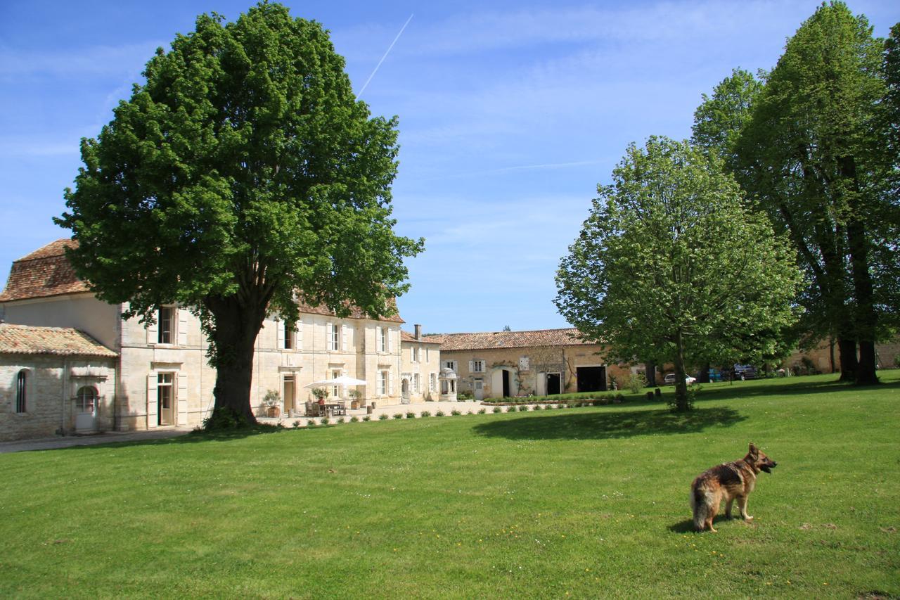 Chateau Manoir De La Leche Touvre Buitenkant foto